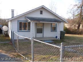 125 Hillview Blvd., Hendersonville, NC 28792