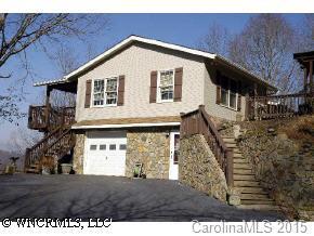 119 Horse Shoe Mtn. Road, Horse Shoe, NC 28729