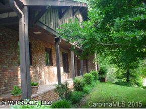 238 Canterbury Way, Naples, NC 28739