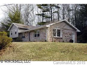 6 Lawterdale Cir., Asheville, NC 28804