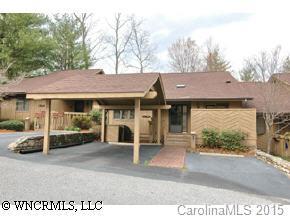 203 North Scarlet Oak Lane, Hendersonville, NC 28791