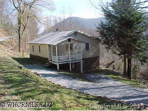 4606 Hemphill Rd., Waynesville, NC 28785
