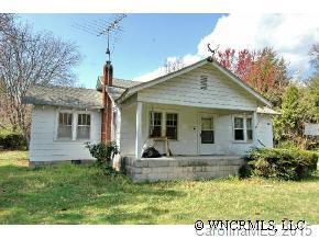 1806 Old Highway 25, Tuxedo, NC 28790