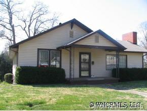 64 Mitchell Ave., Asheville, NC 28806