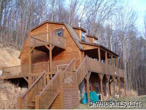 154 Cherry Berry Dr., Waynesville, NC 28785