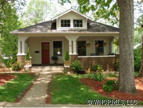 535 Third Avenue West, Hendersonville, NC 28739