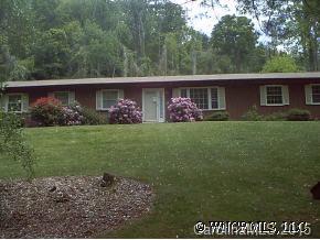 656 Salisbury Rd., Hendersonville, NC 28792