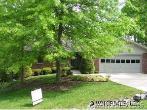 207 Trappers Trail, Hendersonville, NC 28739