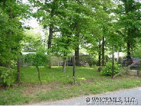 24 Wedgefield Dr., Asheville, NC 28804