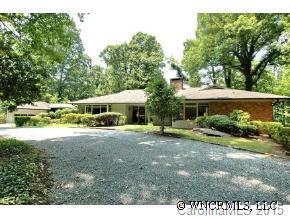 2437 Hunting Country Rd., Tryon, NC 28782