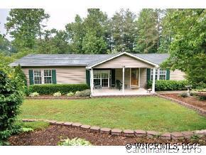 72 S. Rowe Road, Hendersonville, NC 28792