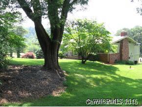 4 Round Oak Road, Asheville, NC 28804