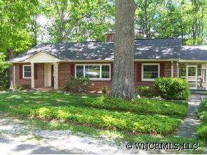 222 Grove Circle, Brevard, NC 28712