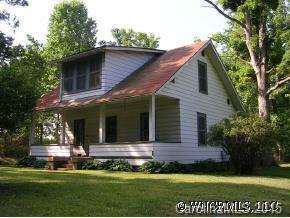 911 Gridley Rd., Hendersonville, NC 28739