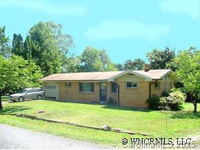 5 Pisgah View Dr, Etowah, NC 28729