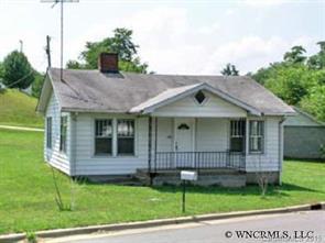 200 Elk Mountain Road, Asheville, NC 28804