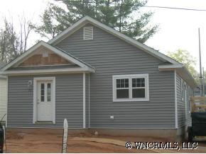 72 Sand Hill Road, Asheville, NC 28806