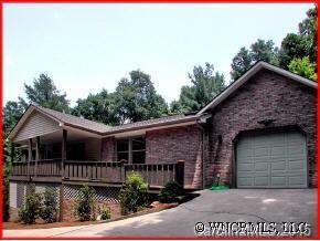 2746 Holly Hill Drive, Hendersonville, NC 28791