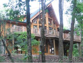 33 Cheestoonaya Way, Brevard, NC 28712