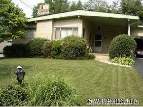 127 Oakdale Rd., Brevard, NC 28712