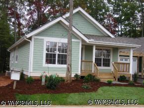 16 Avonlea Lane, Flat Rock, NC 28731