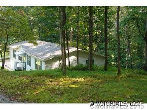 99 Windwood Road, Hendersonville, NC 28739