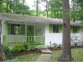 371 Blooming Laurel Drive, Hendersonville, NC 28792