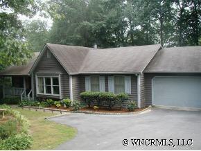 104 Richards Drive, Hendersonville, NC 28792