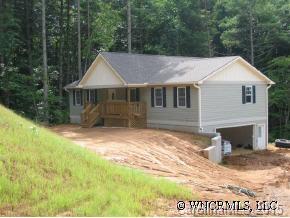 87 Kentwood Dr, Weaverville, NC 28787