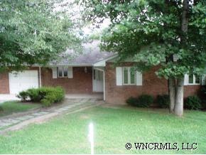 80 New Vista Lane, Hendersonville, NC 28739