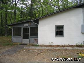 95 Reservoir Road, Black Mountain, NC 28681