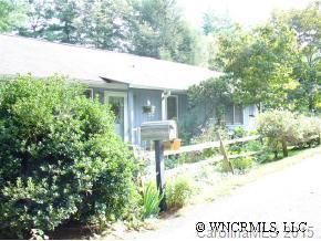374 Woodside Circle, Waynesville, NC 28786