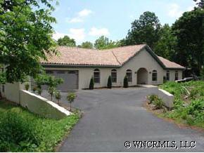 29 Crowningway Drive, Asheville, NC 28804