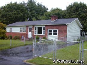 11 Holly Street, Asheville, NC 28806