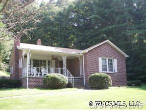 34 Underwood Drive, Waynesville, NC 28786