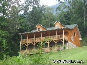 495 Raven Rock Road, Waynesville, NC 28786