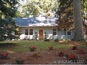 401 Crescent Avenue, Hendersonville, NC 28792
