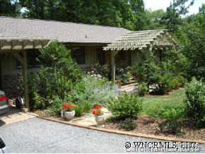 55 Forest Lane, Tryon, NC 28782