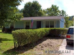 531 Stoney Mountain Rd, Hendersonville, NC 28791