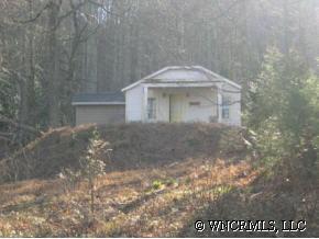 1201 Davis Mt. Road, Hendersonville, NC 28739