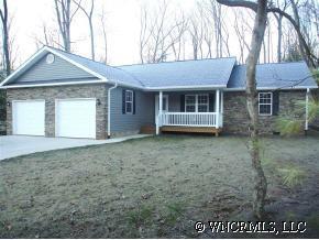 3406 Turnpike Rd, Etowah, NC 28729