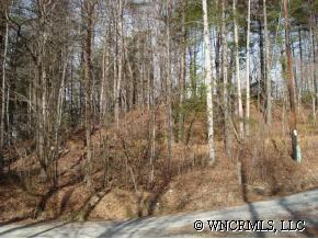 000 Sugar Foot Rd. #1B, Etowah, NC 28729