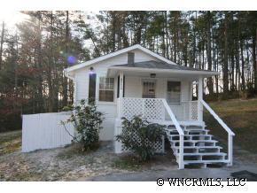 211 Big Pine Road, Hendersonville, NC 28792