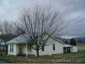 422 Sunset Circle, Canton, NC 28716