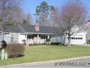 9 Marlwood Ct., Asheville, NC 28804