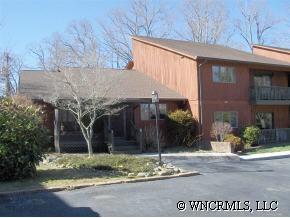 68 Oak Creek Lane, Hendersonville, NC 28739