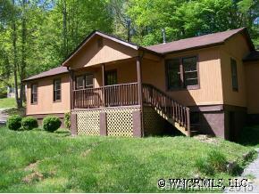 63 Wolf Pen Cove Rd., Brevard, NC 28712