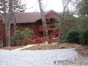 106 Toxaway Falls Drive, Lake Toxaway, NC 28747