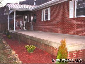 260 Rovingwood Dr., Waynesville, NC 28786