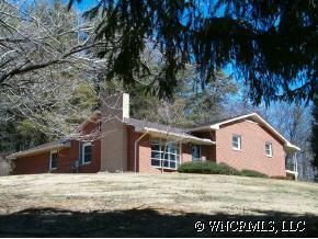 11 Sutherland Drive, Canton, NC 28716